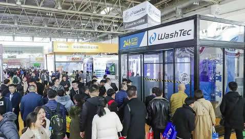 注：万洗得在雅森展